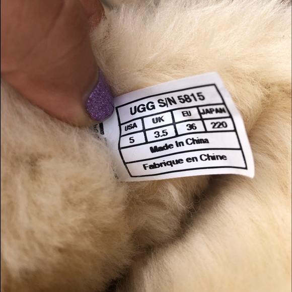 UGGS booties Girls sz 5 - Picture 2 of 11